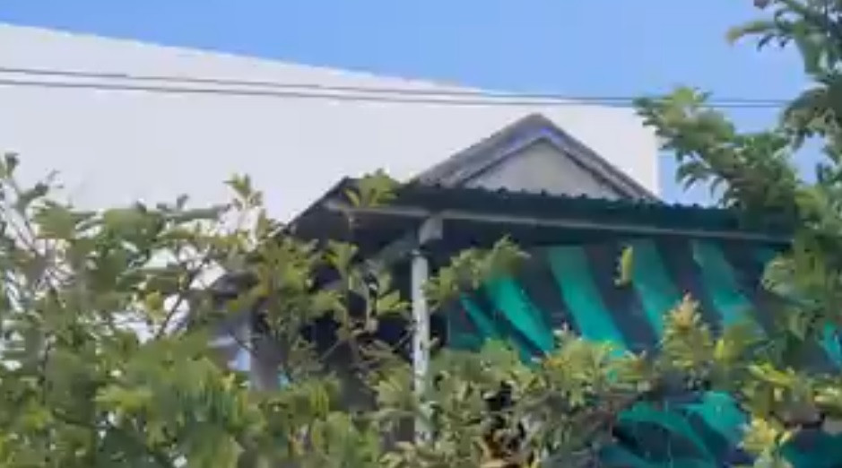 Mảnh đất có diện tích 405m2 trong đó có 200m đất thổ cư. Ảnh chụp màn hình