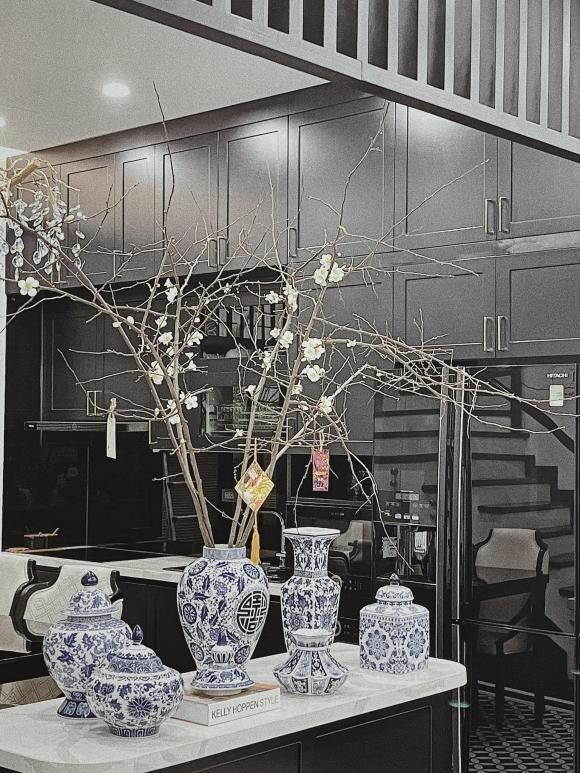 Dịp Tết vừa qua, mẹ Tú Anh chia sẻ một vài góc trong căn hộ khiến ai nhìn vào cũng trầm trồ.