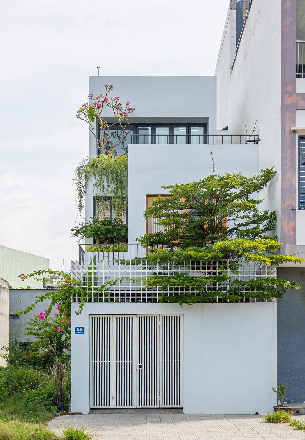 Ngôi nhà thiết kế như ruộng bậc thang gây “thương nhớ” ở Đà Nẵng Ngoi nha thiet ke nhu ruong bac thang gay “thuong nho” o Da Nang