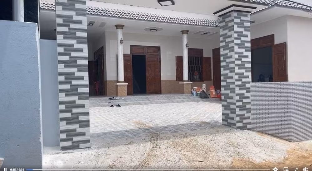 Do vừa hoàn thành nên ngôi nhà chưa sắm sửa vật dụng nhiều. Ảnh: FB Dụng Quang Nho