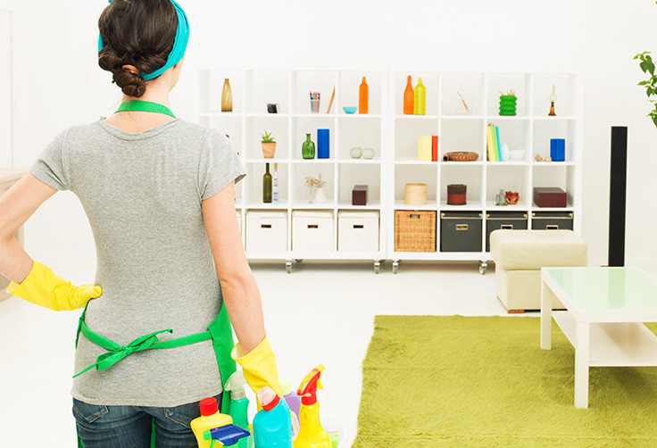 Tại một số trung tâm cung cấp dịch vụ dọn nhà, giá cho ngày 30 Tết trung bình từ 50.000 đến 55.000/m2, tăng gấp 3-4 lần so với giá thông thường. Ảnh minh họa