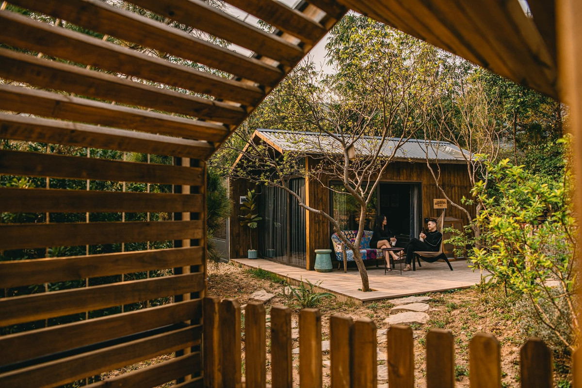 Dai gia chi nua ty xay nha go nghi duong giua Ha thanh