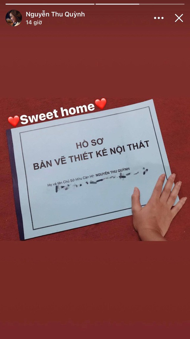 Năm 2019, Thu Quỳnh gây chú ý khi chia sẻ bức ảnh chụp hồ sơ bản vẽ thiết kế nội thất căn hộ mới tậu kèm dòng chú thích "sweet home" (tổ ấm ngọt ngào).