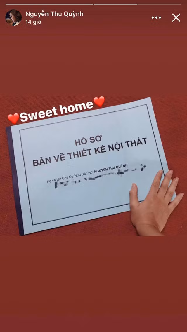 Năm 2019, Thu Quỳnh gây chú ý khi chia sẻ bức ảnh chụp hồ sơ bản vẽ thiết kế nội thất căn hộ mới tậu kèm dòng chú thích "sweet home" (tổ ấm ngọt ngào).