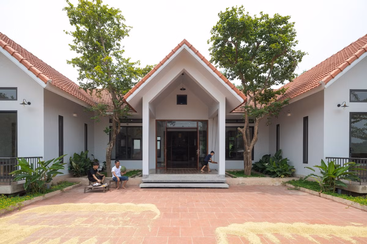 Bằng việc vận dụng những nguyên tắc tổ chức không gian truyền thống, kiến trúc sư đã tạo ra mô hình tiếp nối tinh thần bản địa, ngôn ngữ bản sắc và tiện nghi với xu hướng thời đại ngày nay.