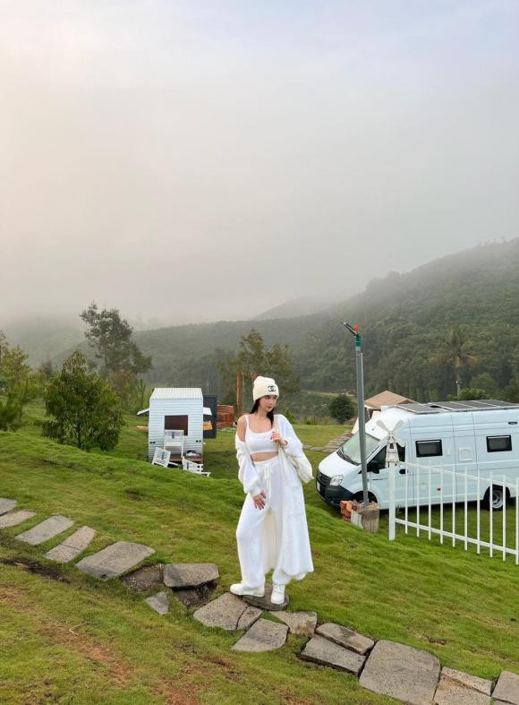 Can canh khu dat moi tau 11 hec ta cua Ngoc Trinh