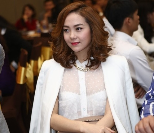 Bên cạnh nguồn thu từ quảng cáo, Minh Hằng còn có thu nhập từ việc đi sự kiện, ngồi ghế giám khảo, đóng phim...Ảnh: Vietnamnet