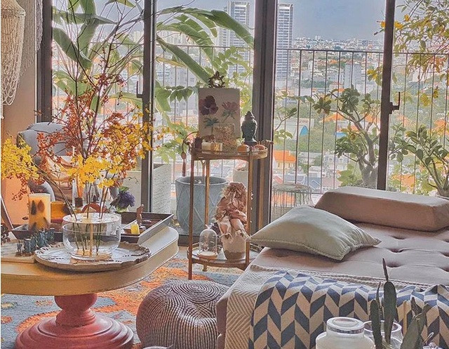 Bất cứ góc nhà nào của Lý Quí Khánh cũng được trang trí cầu kì và rất ấn tượng. Ảnh: Nhịp sống kinh tế