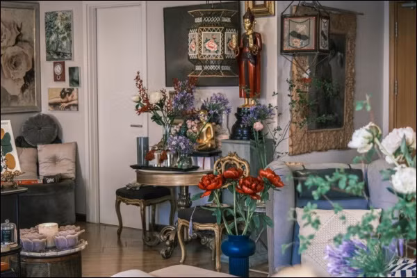  Nhà thiết kế Lý Quí Khánh thường mua đồ nội thất xa xỉ trong những chuyến du lịch nước ngoài của mình về để trang trí căn hộ. Ảnh: Vietnamnet