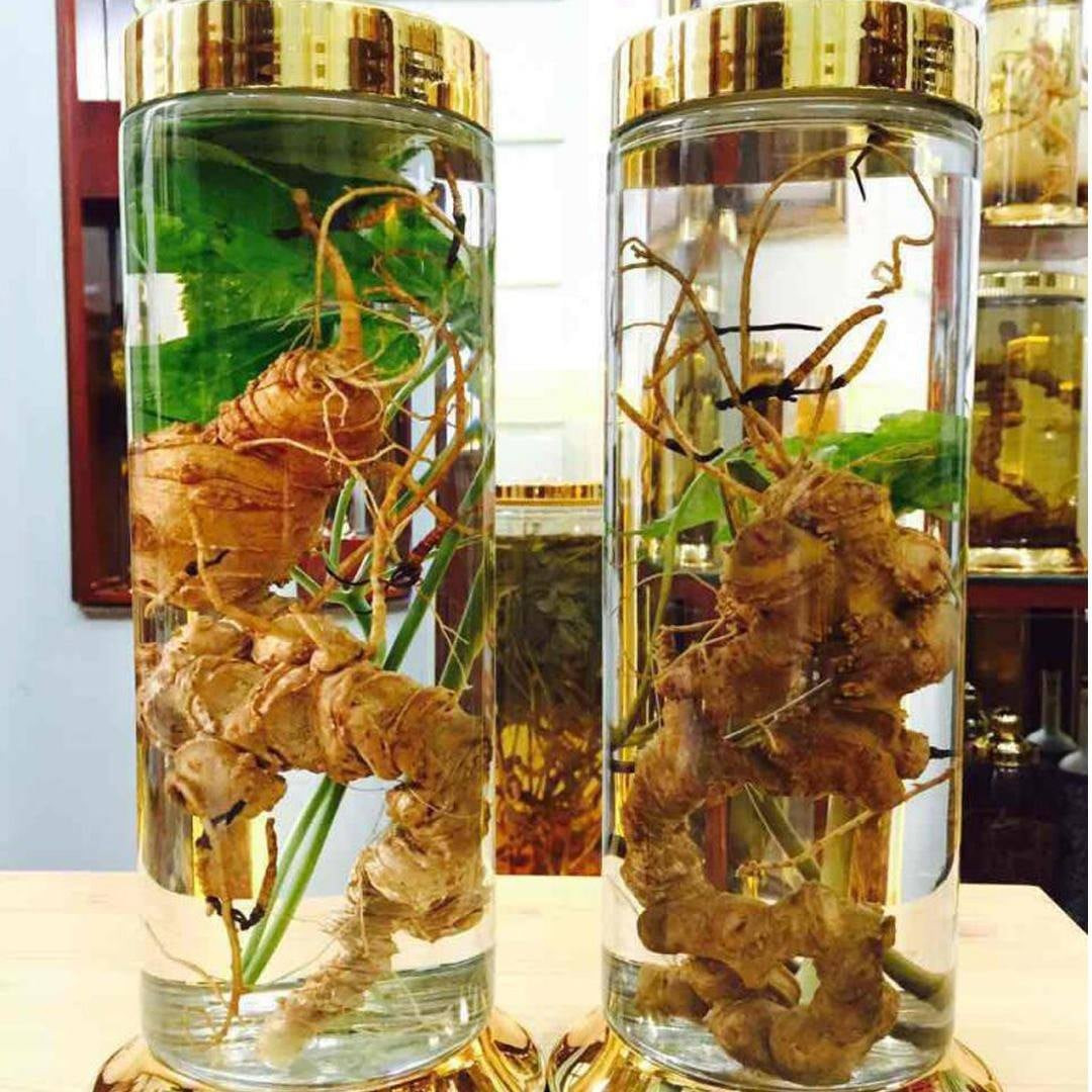 Thậm chí, nhiều ý kiến cho rằng nhân sâm có thể chữa được cả ung thư. Ảnh: Facebook