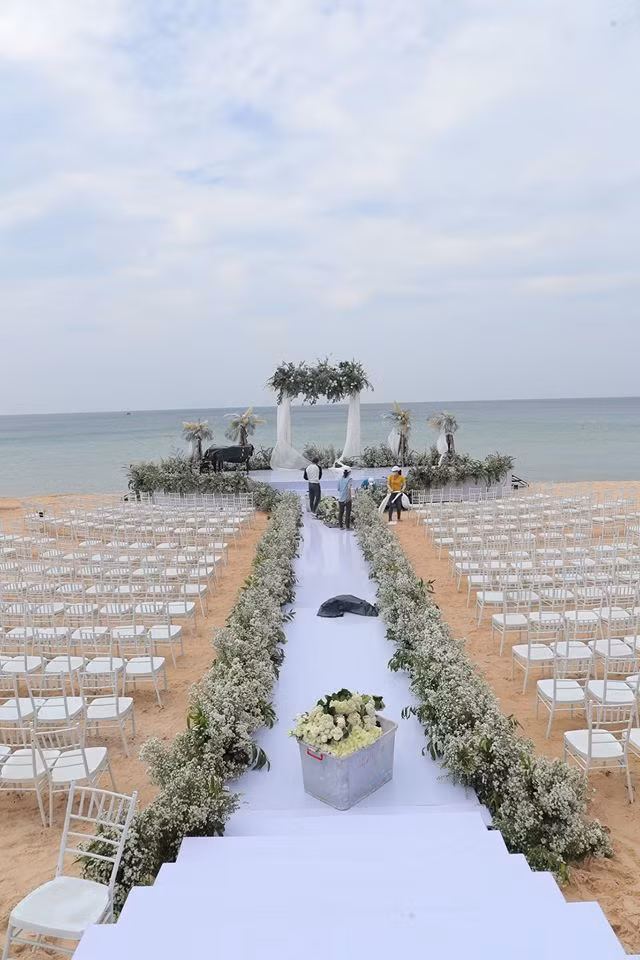  Đông Nhi - Ông Cao Thắng còn đảm bảo an ninh suốt 48 giờ đồng hồ cho toàn resort để hôn lễ cử hành suôn sẻ nhất. Ảnh: Ê-kíp Đông Nhi