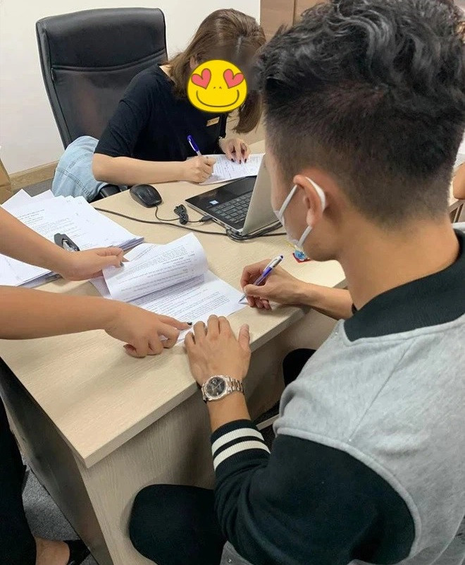 Quang Hải còn khiến dân tình trầm trồ khi tậu căn chung cư ở Hà Nội, cùng khu với Hà Đức Chinh. Ảnh: Facebook