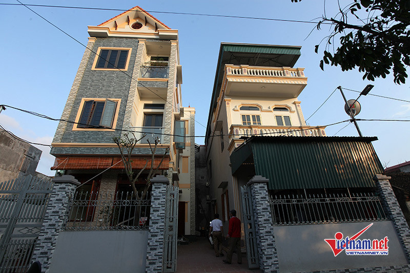 Trước khi mua nhà riêng, Quang Hải đã xây nhà cho bố mẹ ở quê tại ngoại ô Hà Nội. Ảnh: Vietnamnet