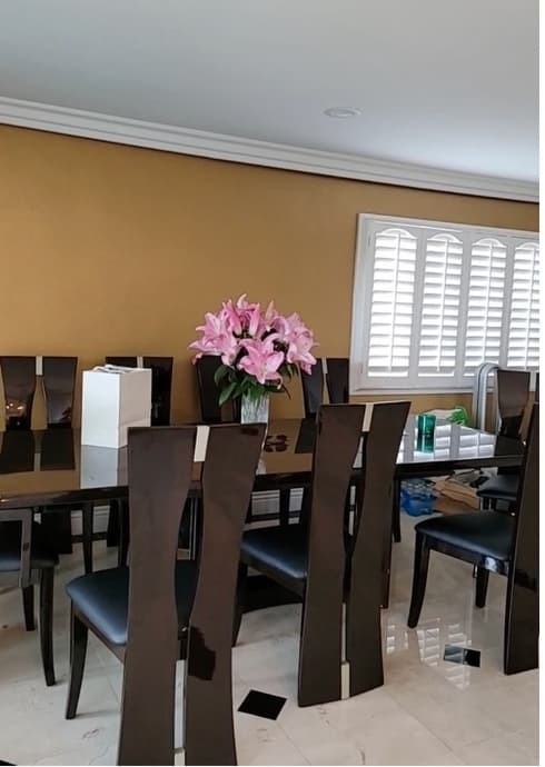 Vì không còn sinh sống nên danh hài Việt Hương không trang trí quá nhiều.