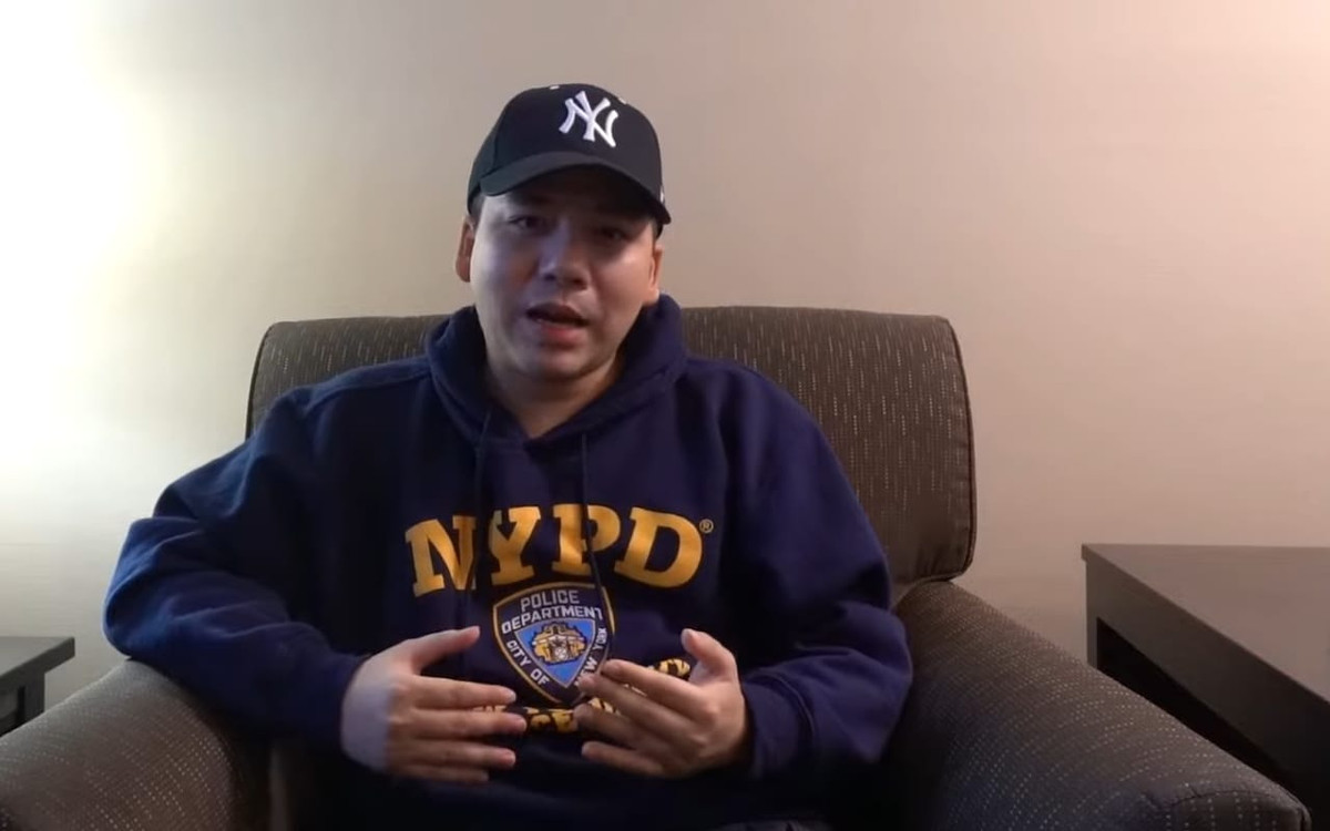 Chi 2 tỷ kéo dài chân, Khoa Pug giàu cỡ nào? Chi 2 ty keo dai chan, Khoa Pug giau co nao?