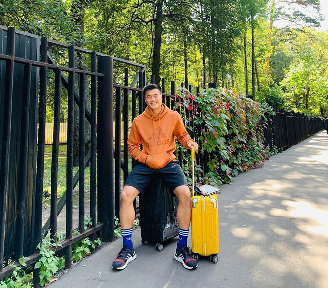 Bùi Tiến Dũng cũng từng sử dụng đôi Adidas Ultra Boost 19, có giá bán lẻ hơn 4 triệu đồng. Ảnh: Dân Việt