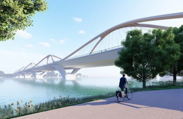 Cầu Trần Hưng Đạo là công trình giao thông cấp đặc biệt, gồm 6 làn xe cơ giới, các làn xe hỗn hợp, xe thô sơ và hè đi bộ hai bên. Vận tốc thiết kế tối đa 80km/giờ. Ảnh: Dân Việt