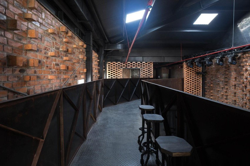 Từ tầng 1 lên tầng 2 đều là không gian mở.