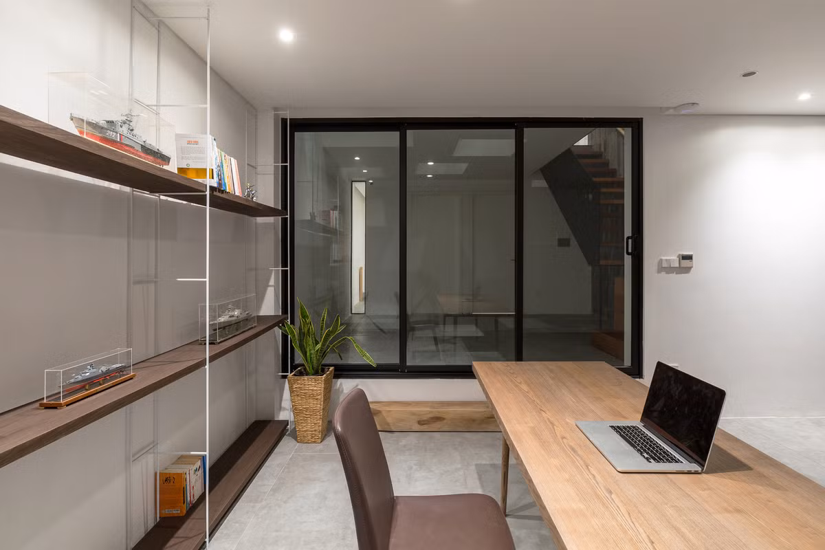 Phòng làm việc thiết kế một góc riêng.