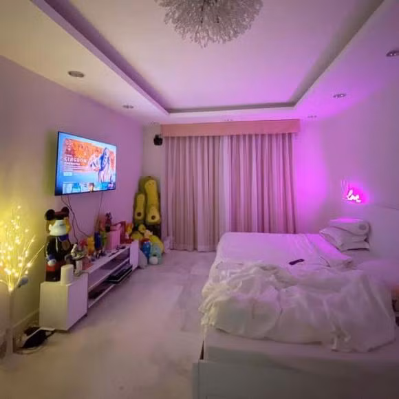 Từng góc trong nhà tuy trang trí đơn giản nhưng giá trị không hề nhỏ. Ảnh: Ngoisao