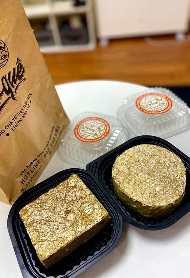 Giò chả dát vàng được đóng gói trong hộp trông khá chắc chắn, bắt mắt. Ảnh: TikToker