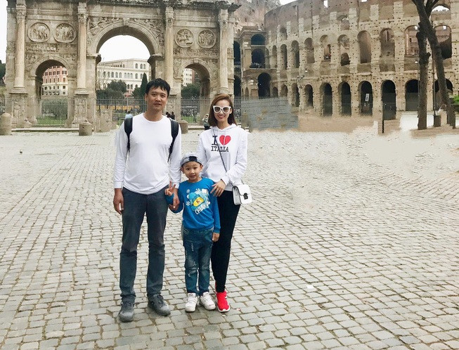 Ngoài bất động sản, Lã Thanh Huyền còn thường xuyên có những chuyến đi du lịch xa xỉ bên chồng con. Ảnh: FBNV