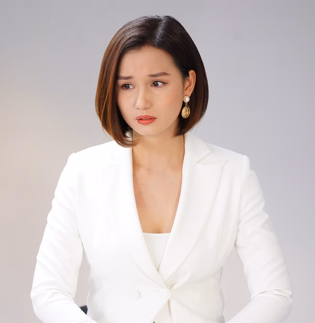 Diễn viên Lã Thanh Huyền được biết đến là một đại gia thứ thiệt. Năm 2011, Lã Thanh Huyền lên xe hoa với ông xã doanh nhân hơn 12 tuổi. Ảnh: Vnexpress