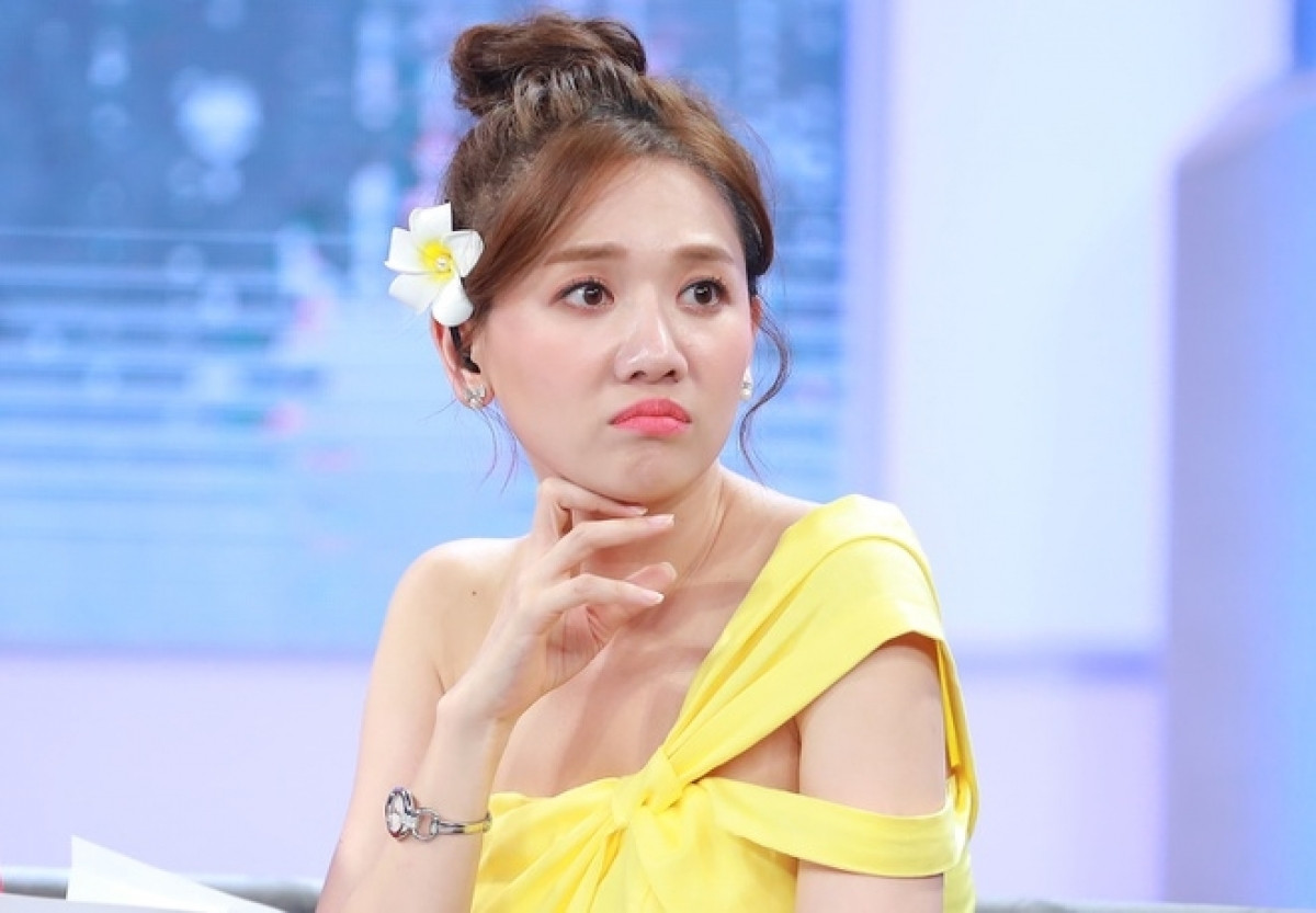 Trong khi đó, Hari Won cũng được nhiều chương trình "săn đón". Trong một bài phỏng vấn năm 2015, nữ ca sĩ tiết lộ mức thù lao của mình tăng gấp 10 lần so với mức giá 50 triệu mà cô nhận được từ bộ phim đầu tay. Ảnh: VOV