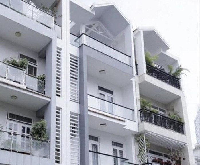 Ngoài ra, cặp đôi còn có một căn nhà khác tại TP HCM. Bố mẹ Trấn Thành hiện cũng đang sống ở đây. Ảnh: Internet