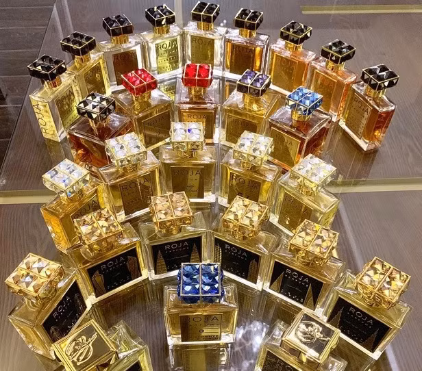 Hari Won từng khiến dân tình choáng ngợp trước bộ sưu tập hơn 600 lọ nước hoa của Trấn Thành. Ảnh: Chụp màn hình