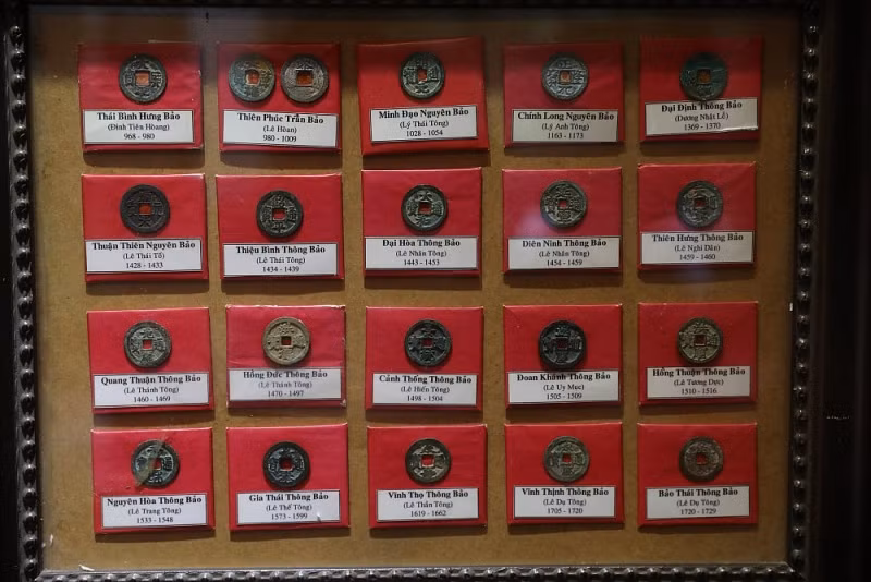 Trải qua hàng trăm năm, những đồng tiền xu của các triều đại phong kiến Việt Nam vẫn còn nguyên vẹn. Ảnh: Baoquocte