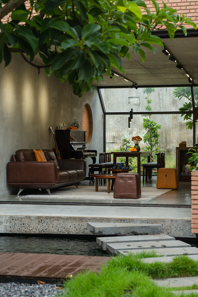 Tổng diện tích mỗi sàn chỉ 80m2.