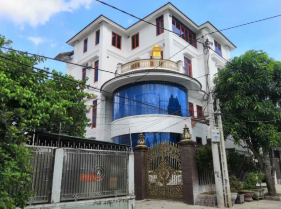 Theo đánh giá của các nhà xã hội học và chuyên gia về kinh tế thì Diễn Tháp là một trong những làng giàu nhất của Việt Nam. Ảnh: Vietnamnet