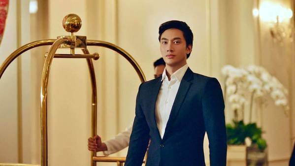 Người nổi tiếng nhất thế hệ thứ ba của gia tộc Lý Quí là Lý Quí Khánh - nhà tạo mẫu, thiết kế thời trang, con trai của ông Lý Quí Trung. Ảnh: FB Lí Quí Khánh