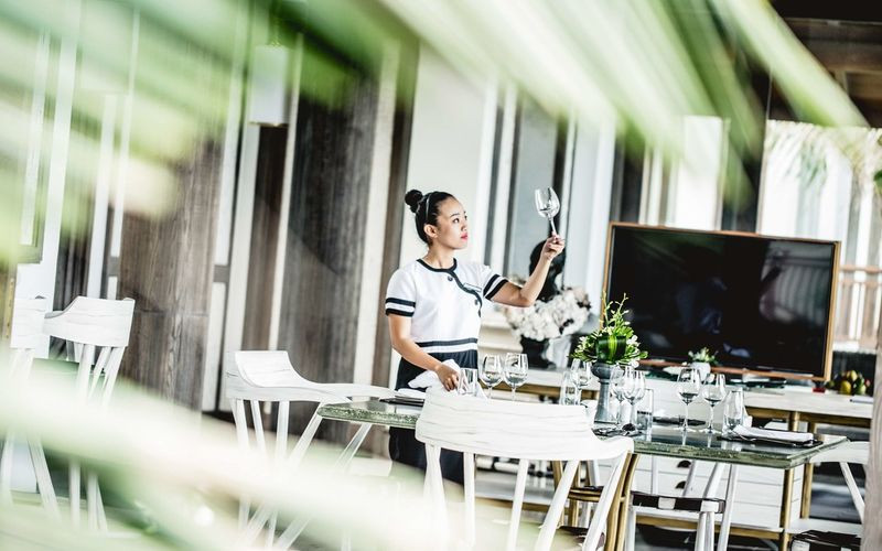 Bên cạnh đó, nơi tổ chức hôn lễ của Ngô Thanh Vân còn còn mang đến nhiều món ăn sang trọng, mang đậm văn hoá ở nhiều địa phương. Ảnh; Chudu24