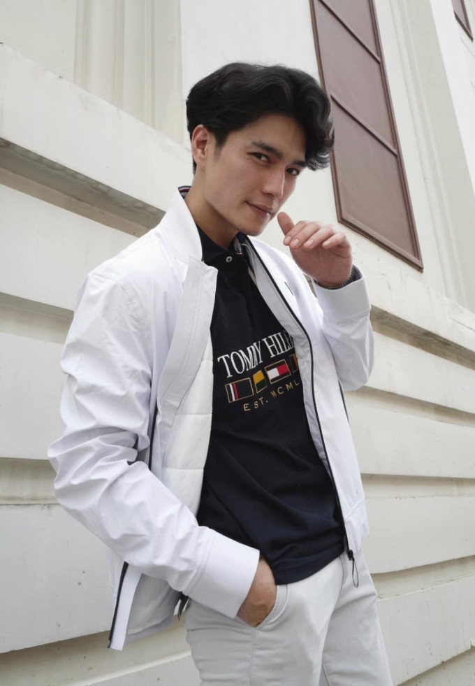 Sau khi trở về từ Đức, Huy Trần tham gia vào lĩnh vực nghệ thuật và trở thành người mẫu chuyên nghiệp. Ảnh: Ngoisao