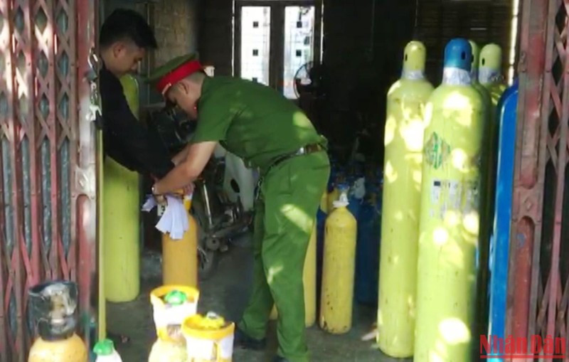 Xu phat cua hang kinh doanh “bong cuoi”, thuoc shisa