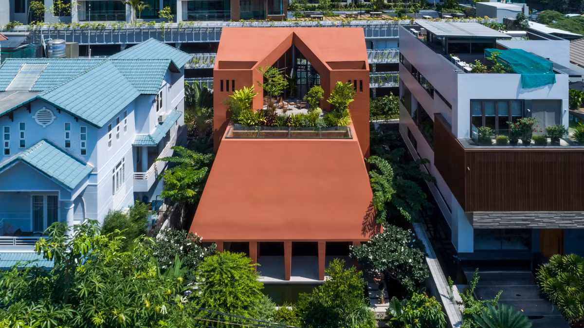 Biet thu do “doc nhat vo nhi” o Viet Nam tren bao ngoai