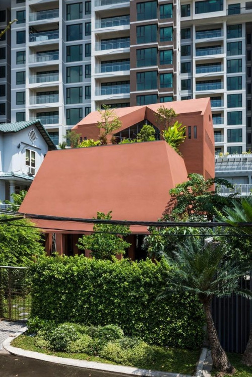 Phục vụ hoạt động vui chơi ngoài, sân vườn được mở rộng tối đa.