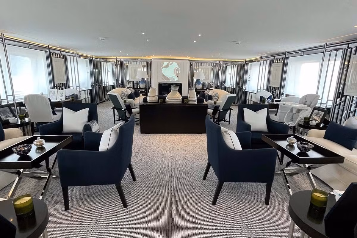 Về hình thức bên ngoài, Virginian lại toát lên vẻ sang trọng vượt thời gian. Virginian lấy cảm hứng từ những con tàu mang tính biểu tượng của những năm 1900.