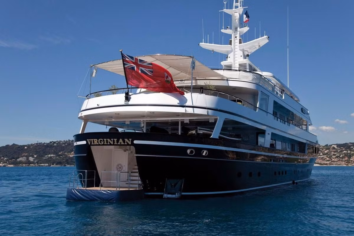 Siêu du thuyền Virginian tuyệt đẹp này không phải là chiếc du thuyền bình thường mà là một chiếc du thuyền có bề dày lịch sử.