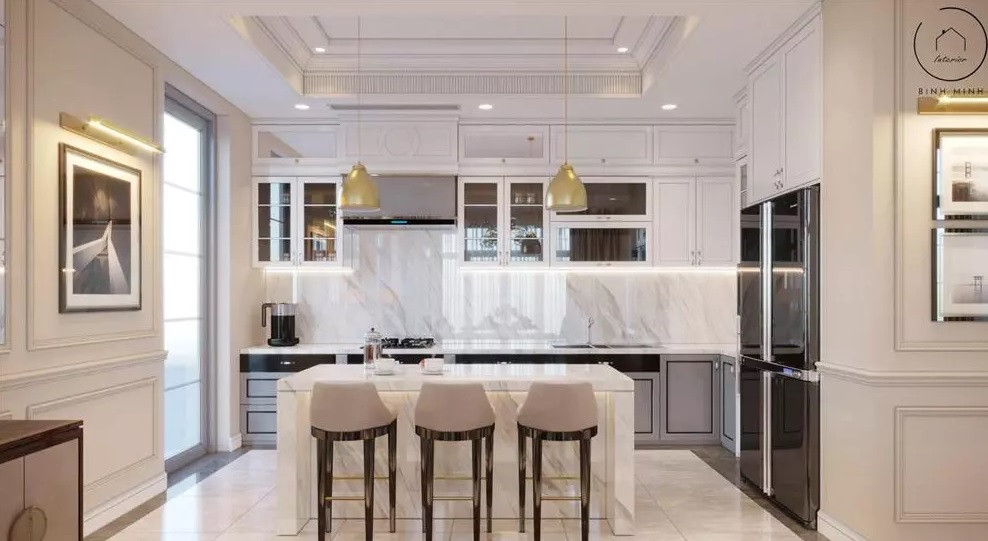 Không gian phòng bếp và bàn ăn.