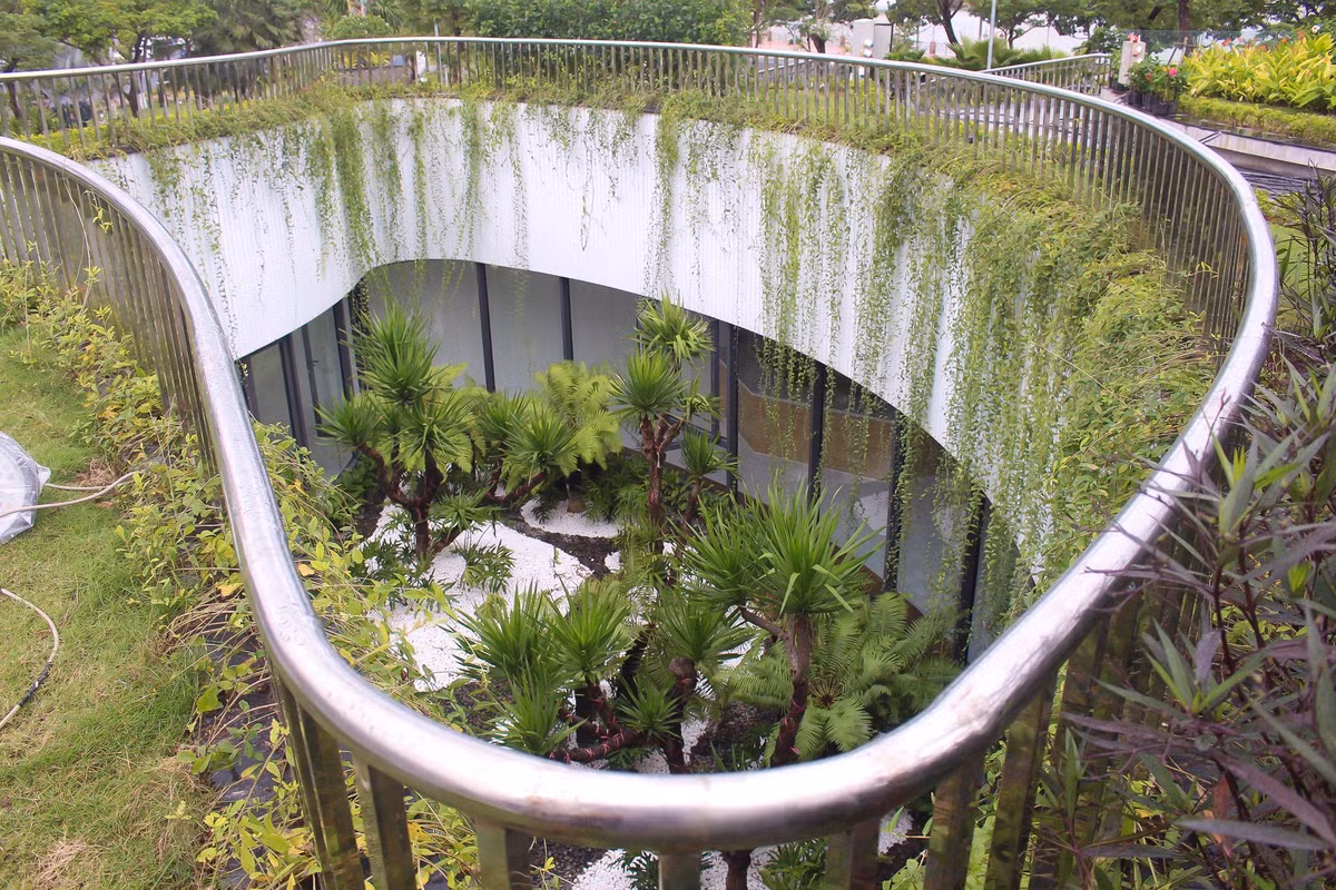 Tổ hợp công trình công viên APEC mở rộng bao gồm khu công viên cây xanh, thảm cỏ, lối đi bộ, vườn dạo...Ảnh: VGP