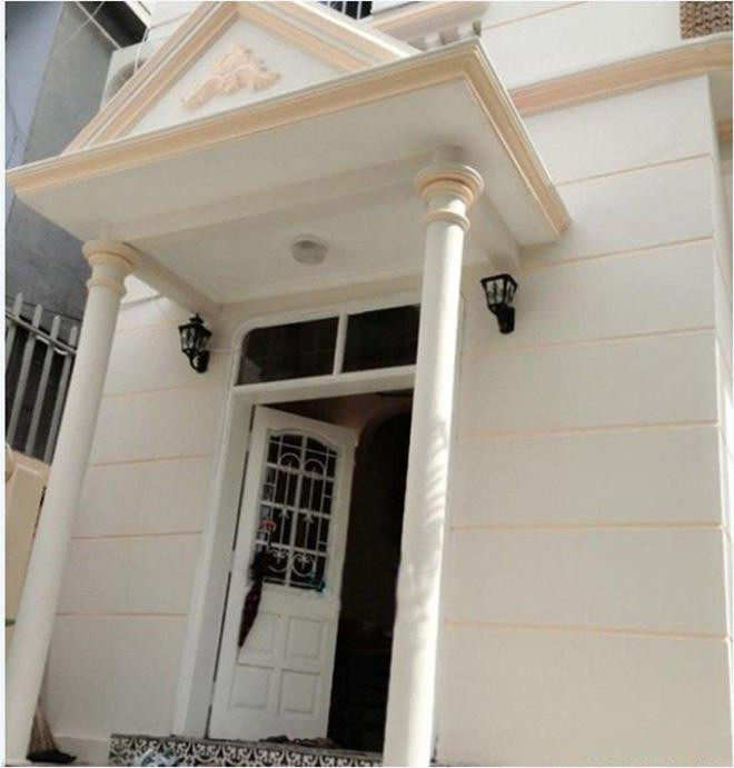 Họ sống trong ngôi nhà khang trang tại TP HCM. Ảnh: Dân Việt