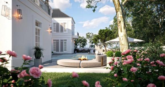 Trong khuôn viên biệt thự còn có sân vườn rộng rãi và bể bơi lớn. Ảnh: FBNV