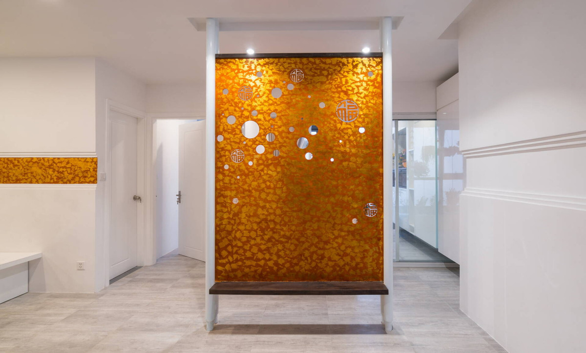 Tại Hà Nội, căn hộ của Hoa hậu Ngọc Hân hoàn thành năm 2017, mang đậm văn hóa Việt. Ảnh: Happynest