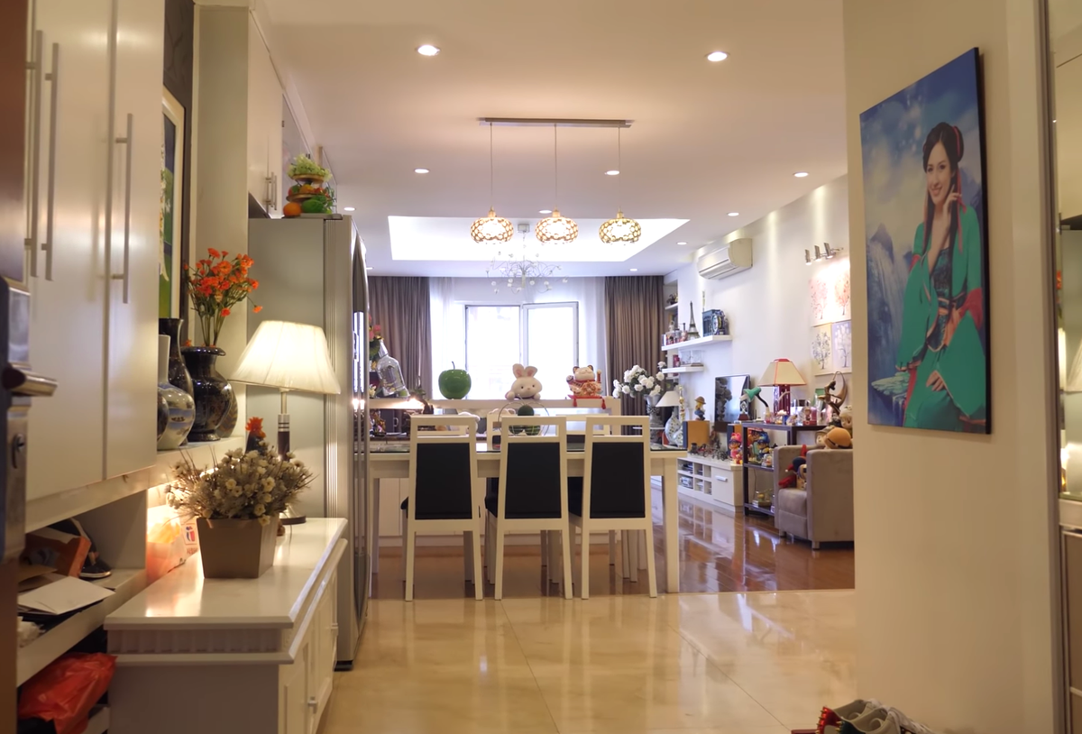 Bên cạnh đó, Hoa hậu Mai Phương Thuý còn khiến nhiều người nể phục bởi khối bất động sản đồ sộ. Có thông tin cho rằng, người đẹp sở hữu chung cư cao cấp tại Hà Nội, TP HCM, thậm chí cả tại Hong Kong. Ảnh: Dân Việt