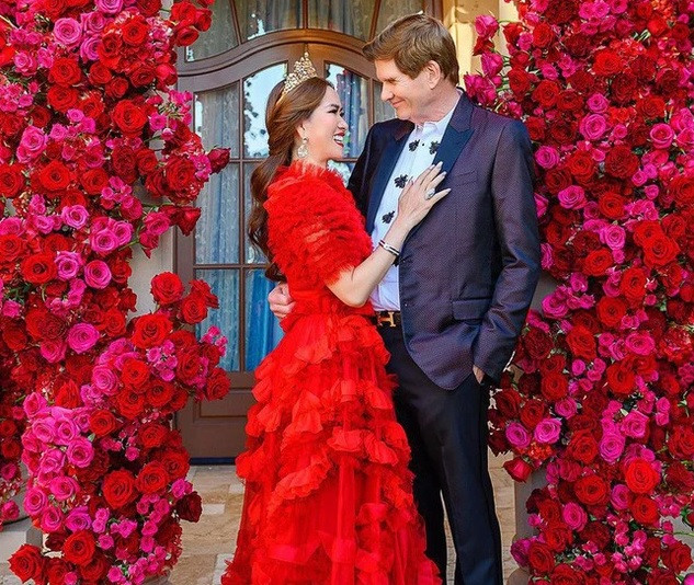 Nữ đại gia gốc Việt luôn nhận được sự quan tâm của mọi người khi thường xuyên khoe cuộc sống sang chảnh tại Mỹ. Ảnh: FBNV