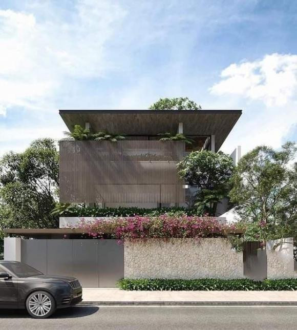 Tại TP HCM, Tóc Tiên - Hoàng Touliver sở hữu căn biệt thự bề thế và hoành tráng như một biệt phủ.