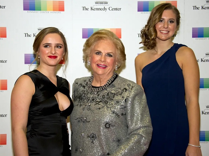 Su that thu vi ve 3 gia toc giau nhat the gioi-Hinh-2